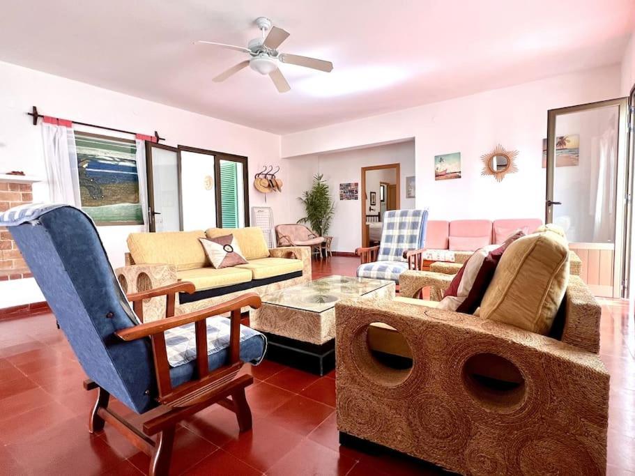 Villa Skiba Es Calo  Εξωτερικό φωτογραφία